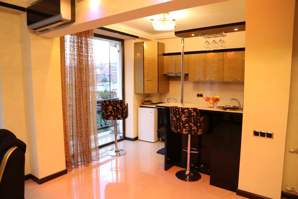 Versace Downtown Yerevan Phòng bức ảnh